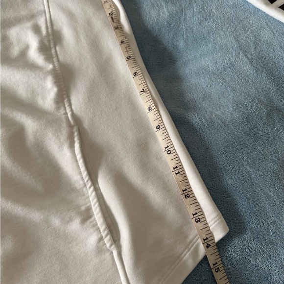 Puma White Zip-Up Jacket - Picture 6 of 7